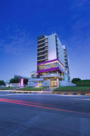 Quest Hotel Cikarang by ASTON